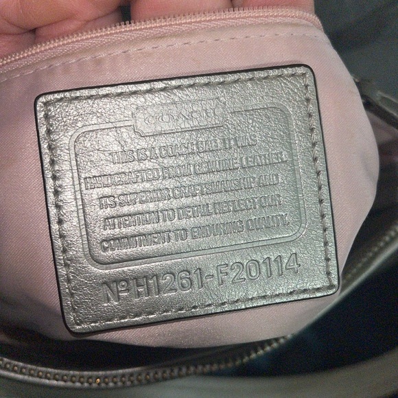 Cream cross body coach bag - Picture 7 of 7